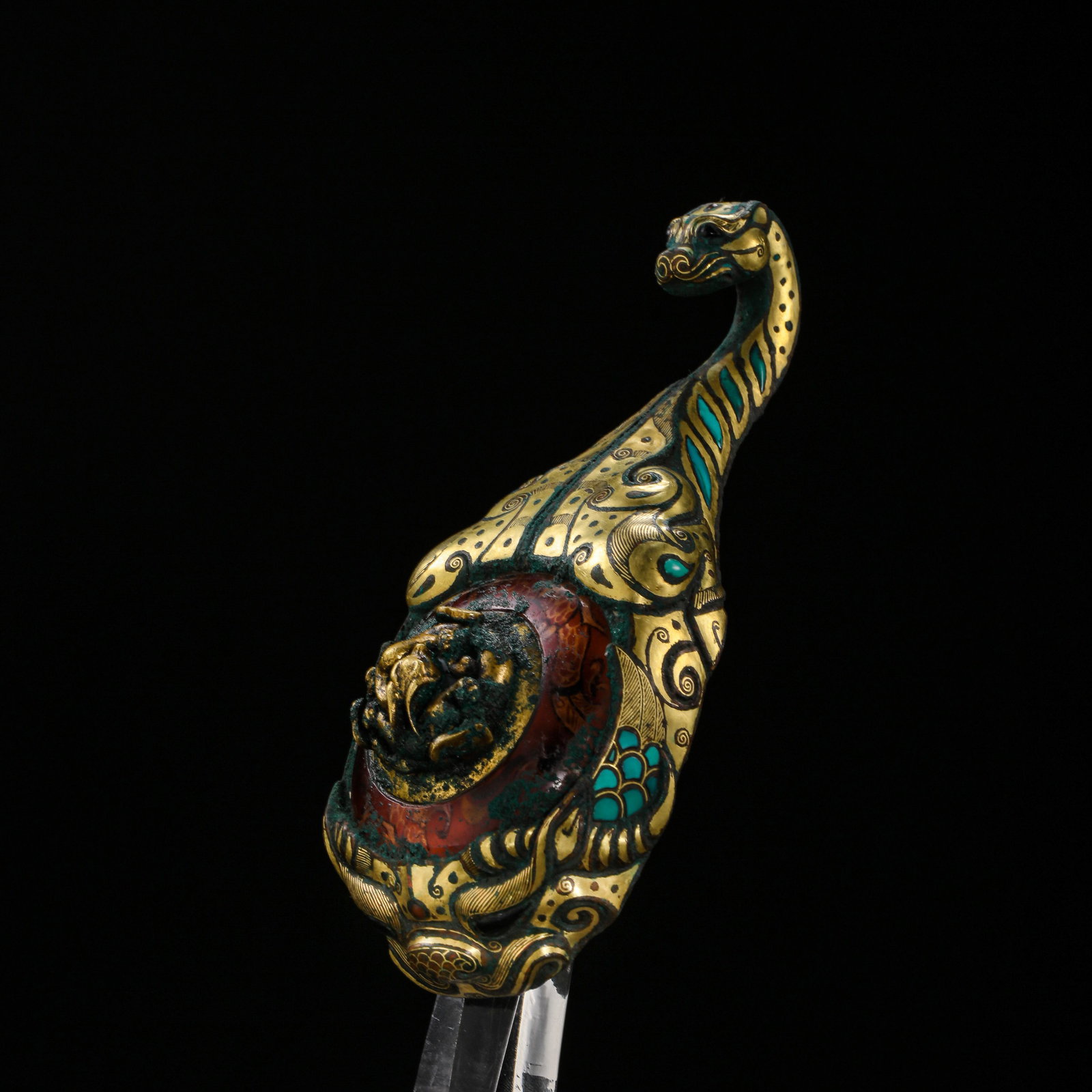 CHINESE WARRING STATES PERIOD BELT HOOK INLAID GOLD AND SILVER INLAID CRYSTAL TURQUOISE, 3RD CENTURY (1 of 9)