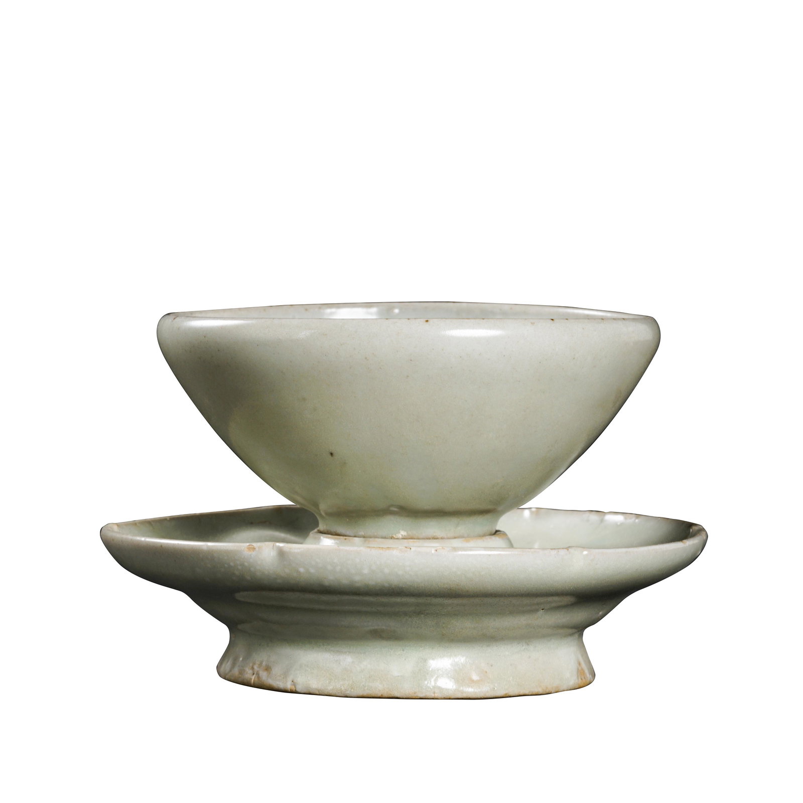 LATE TANG AND FIVE DYNASTIES, YAOZHOU CELADON GLAZE CUP HOLDER (1 of 7)
