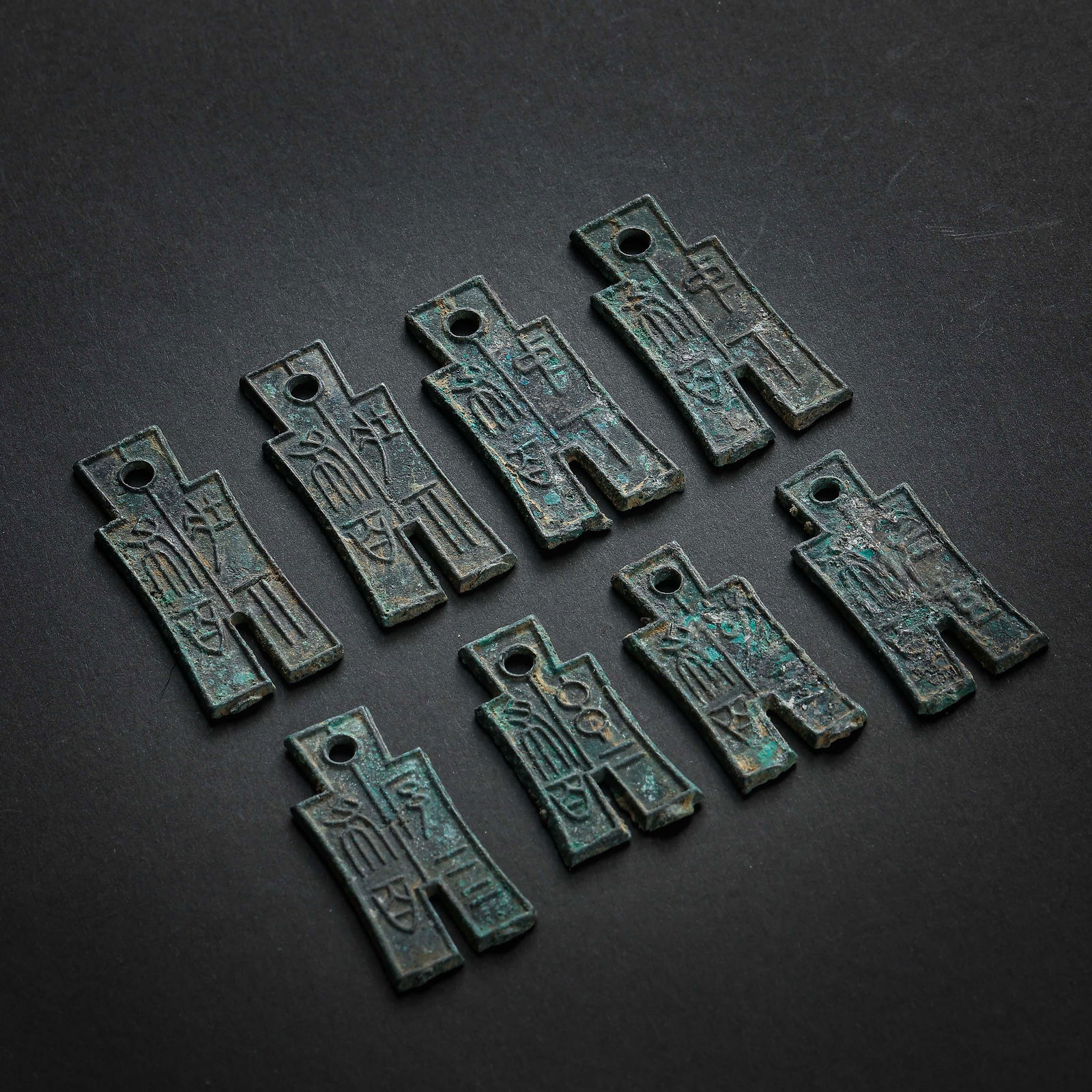 ANCIENT COIN (1 of 8)