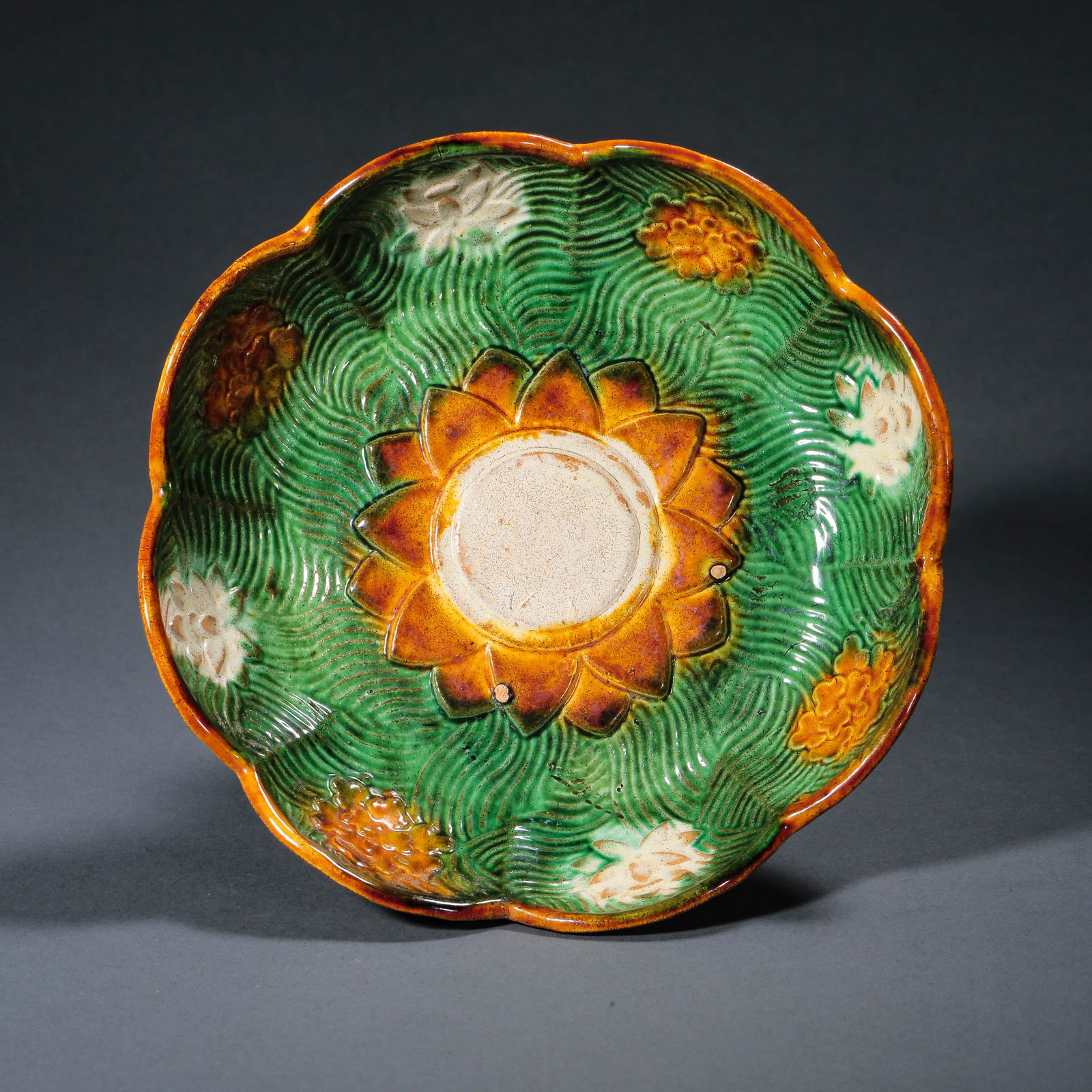 BEFORE THE MING DYNASTY, THREE-COLOR FLOWER MOUTH PLATE (1 of 10)