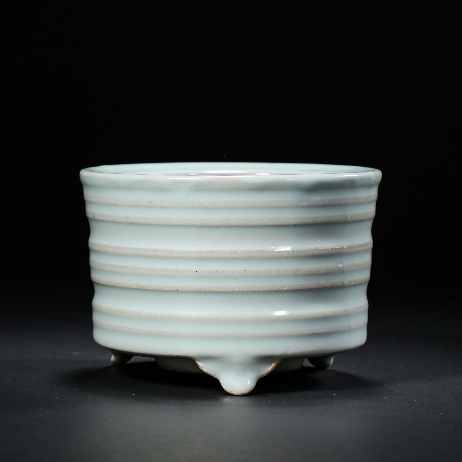 LONGQUAN WARE GREEN GLAZE STRING PATTERN TRIPOD FURNACE, 12TH-13TH CENTURY, CHINA (1 of 8)