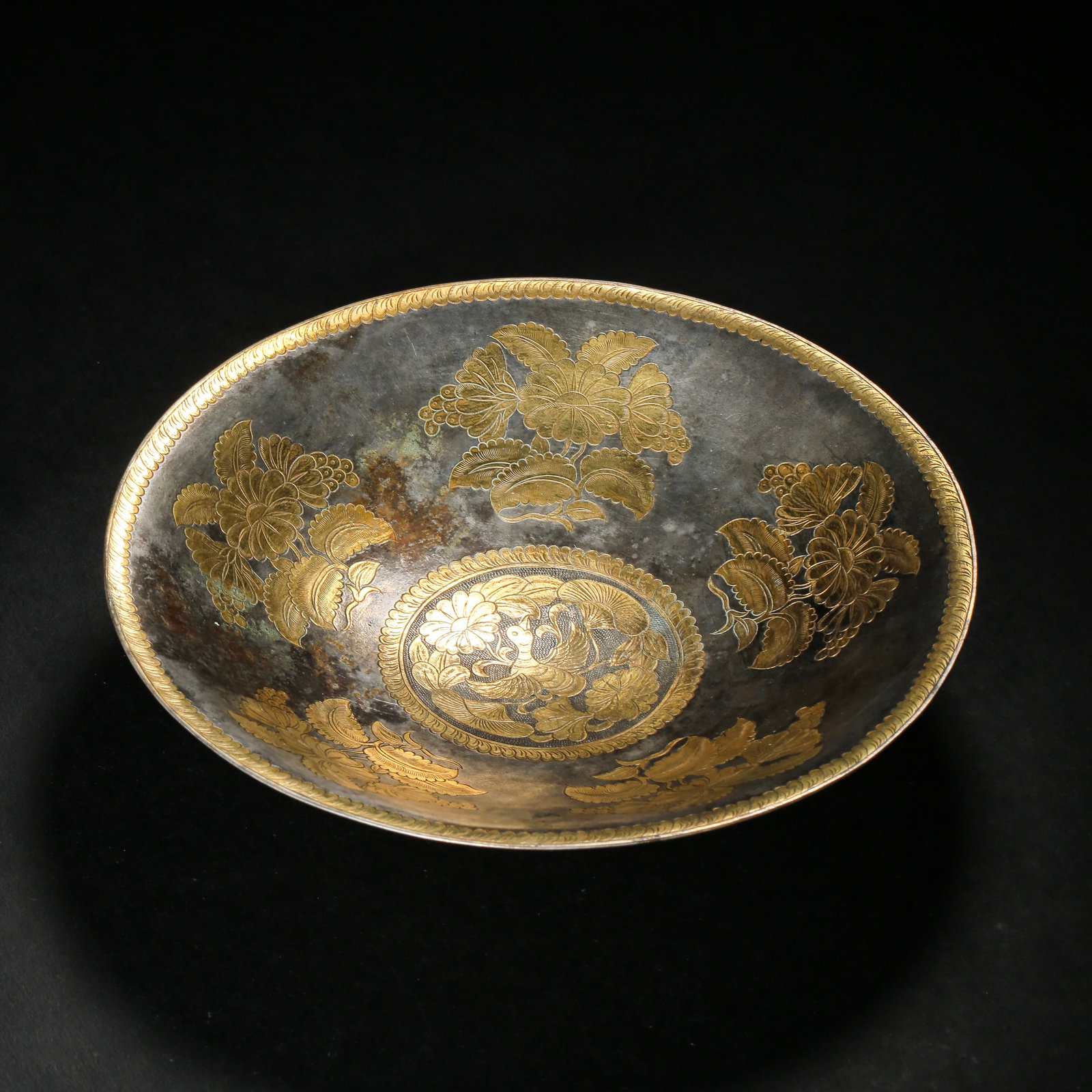 7-10TH CENTURY SILVER GILT CHISEL ENGRAVED FLOWER PATTERN PLATE (1 of 10)