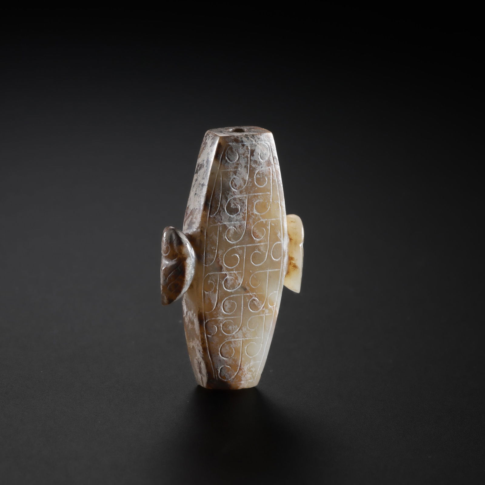 1ST CENTURY TO THE 3RD CENTURY HAN DYNASTY DOUBLE CICADA JADE LERZI (1 of 11)