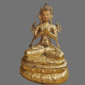 Ming dynasty gilt Bronze Buddha sitting statue