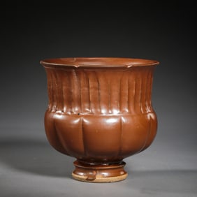 10-12 centuries Yaozhou ware red glaze melon rim-mouth pot, Northern Song Dynasty