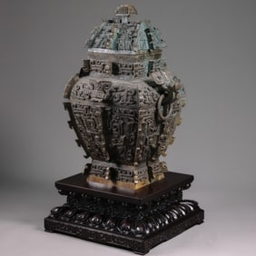 17th century BC - 11th century BC merchant square lei ware