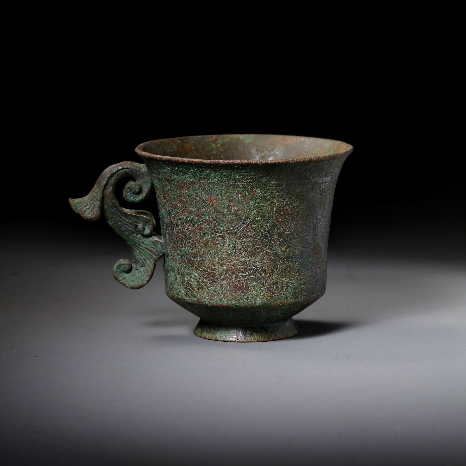 7th-10th century Tang Dynasty sterling silver cup (1 of 6)