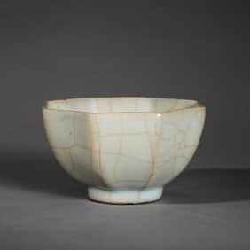 10-13 centuries Song Dynasty Longquan Guan ware green glaze eight eight cups