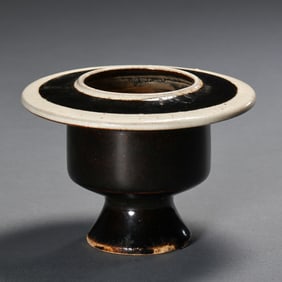 10-12 centuries Northern Song Dynasty Cizhou ware white belly wheel xing furnace