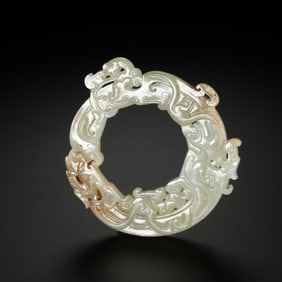 1st century to the 3rd century Han Dynasty dragon jade