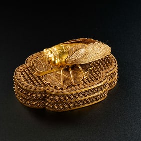 7th-10th century Tang Dynasty silver-gilt gold cicada lid box