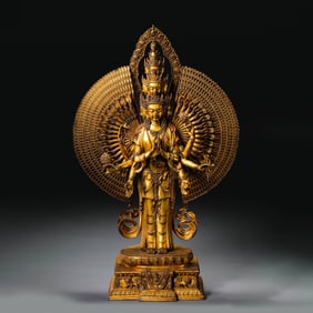 qing dynasty Qianlong period gilt bronze statue of Avalokitesvara with Thousand Arms