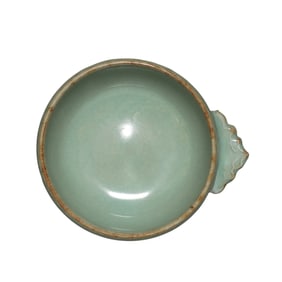 12th-13th century Southern Song Dynasty Longquan ware celadon cup