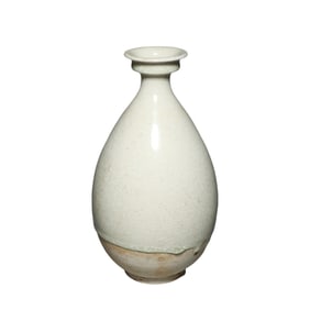 6th-7th century Sui Dynasty white porcelain dish bottle