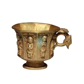 7th to the 10th century gilt bronze eight-sided cup, Tang Dynasty