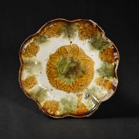 Chinese Liao Dynasty Tri-Color Flower Mouth Plate