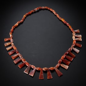 Chinese Han Dynasty Agate Necklace
