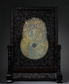 chinese Qing Dynasty red sandalwood inlaid jade bi screen