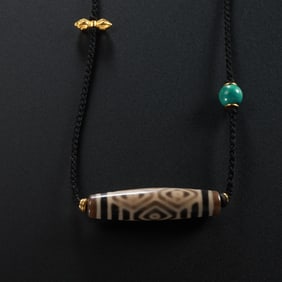 pure Dzi bead necklace from the Tang Dynasty, China