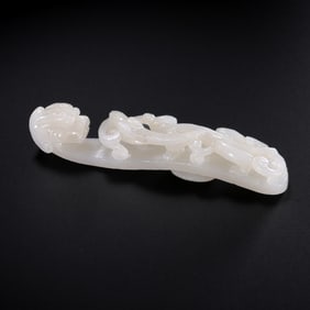 Chinese Qing Dynasty Hetian white jade dragon belt hook