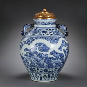 Chinese Yuan Dynasty blue-and-white dragon patterned double-corded lidded jar