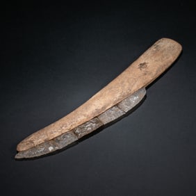 4000 BC-3000 BC, EARLY AGATE BONE KNIFE OF HONGSHAN CULTURE OF CHINA NEOLITHIC PERIOD