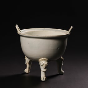 12TH-13TH CENTURY, GREEN GLAZE THREE-LEGGED DOUBLE-EARED STOVE FROM HUTIAN KILN, SOUTHERN SONG