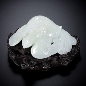 18TH CENTURY, CHINESE HETIAN WHITE JADE PHOENIX BIRD