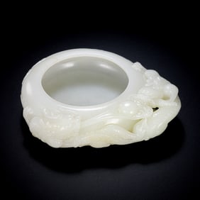18TH CENTURY, CHINA QING DYNASTY HOTAN WHITE JADE DOUBLE DRAGON PLAYING WITH PEARL PATTERN WATER POT