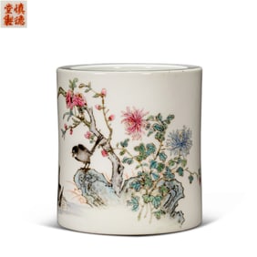 18CENTURY, CHINESE QING DYNASTY FAMILLE ROSE FLOWER AND BIRD PATTERN BRUSH HOLDER