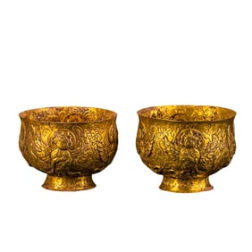 10-12A PAIR OF PURE GOLD CUPS FROM THE LIAO DYNASTY, CHINA