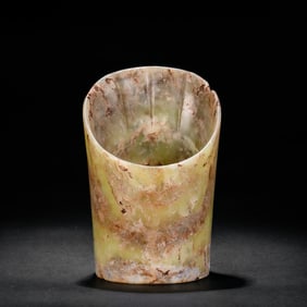JADE HORSESHOE TUBE FROM HONGSHAN CULTURE, HONGSHAN PERIOD, CHINA, BEFORE MING DYNASTY