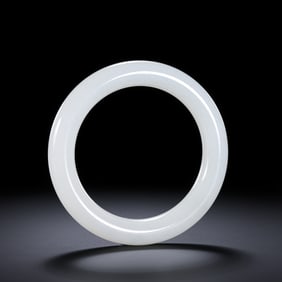 18CENTURY, CHINESE QING DYNASTY HETIAN WHITE JADE BRACELET