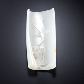 18CENTURY, CHINESE QING DYNASTY HETIAN WHITE JADE WITH DRAGON PATTERN