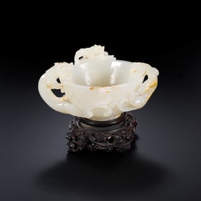 18A CHINESE HETIAN WHITE JADE CUP WITH DRAGON DESIGN, QING DYNASTY, 18TH CENTURY