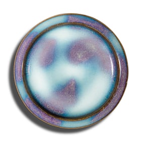 10-12A CHINESE NORTHERN SONG DYNASTY JUN KILN SKY BLUE GLAZE PLATE WITH RED FOLDED RIM, CENTURY
