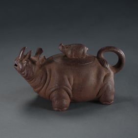 Famous ancient Chinese purple clay teapots