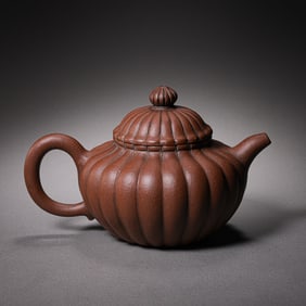 Famous ancient Chinese purple clay teapots