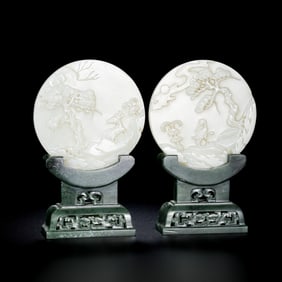 A pair of Chinese Qing Dynasty Hetian white jade carved screens