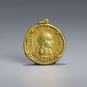 INDO-GREEK GOLD COIN PENDANT, 2.8 X 3 CM, 10G, 18K