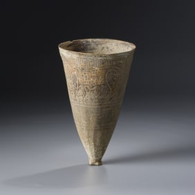 Ancient Indus Valley Pottery [9.1 x 14.5cm, 192gram]