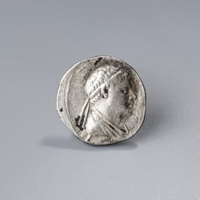 Old Ancient Indo-Greek Silver Coin [Ø2.9cm, 16gram]