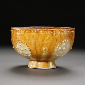 Chinese Sui Dynasty yellow and white glaze bowl