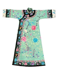 Green embroidered floral and butterfly pattern shirt from the Qing Dynasty in China