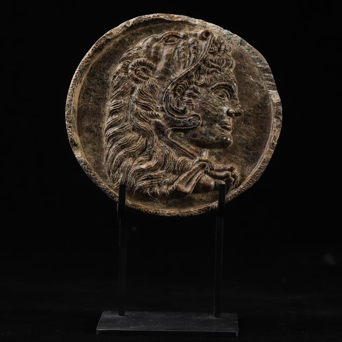 Hercules relief plate from the ancient Roman period (753 BC – 476 AD) (1 of 9)