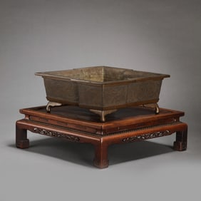 Chinese square bronze ware from the Qing Dynasty
