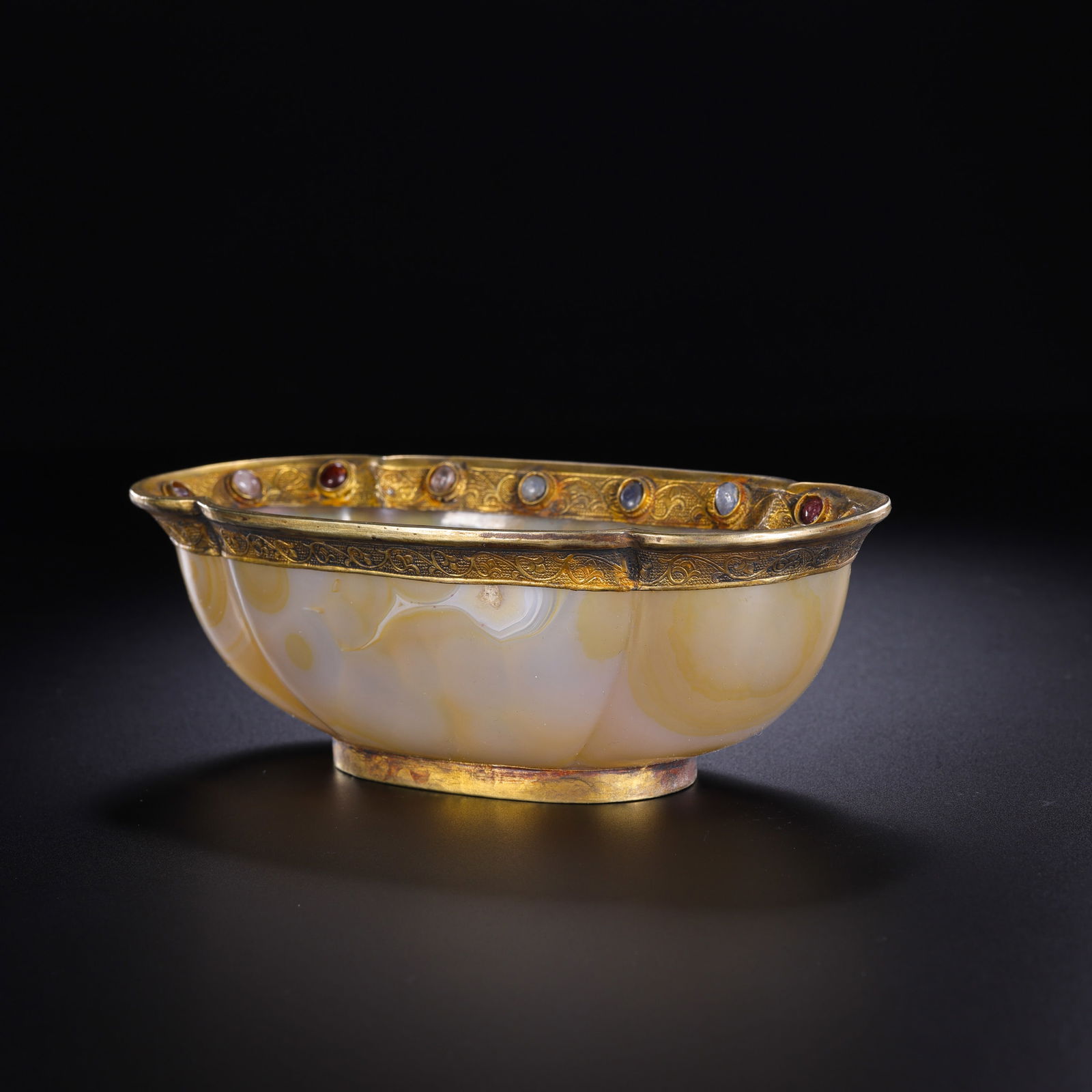 Agate Begonia Water Washer from the Qing Dynasty, China (1 of 14)