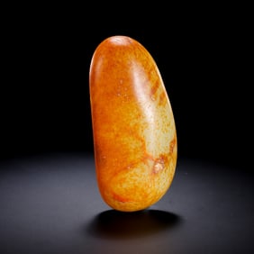 Chinese Qing Dynasty Hetian jade pebble raw stone