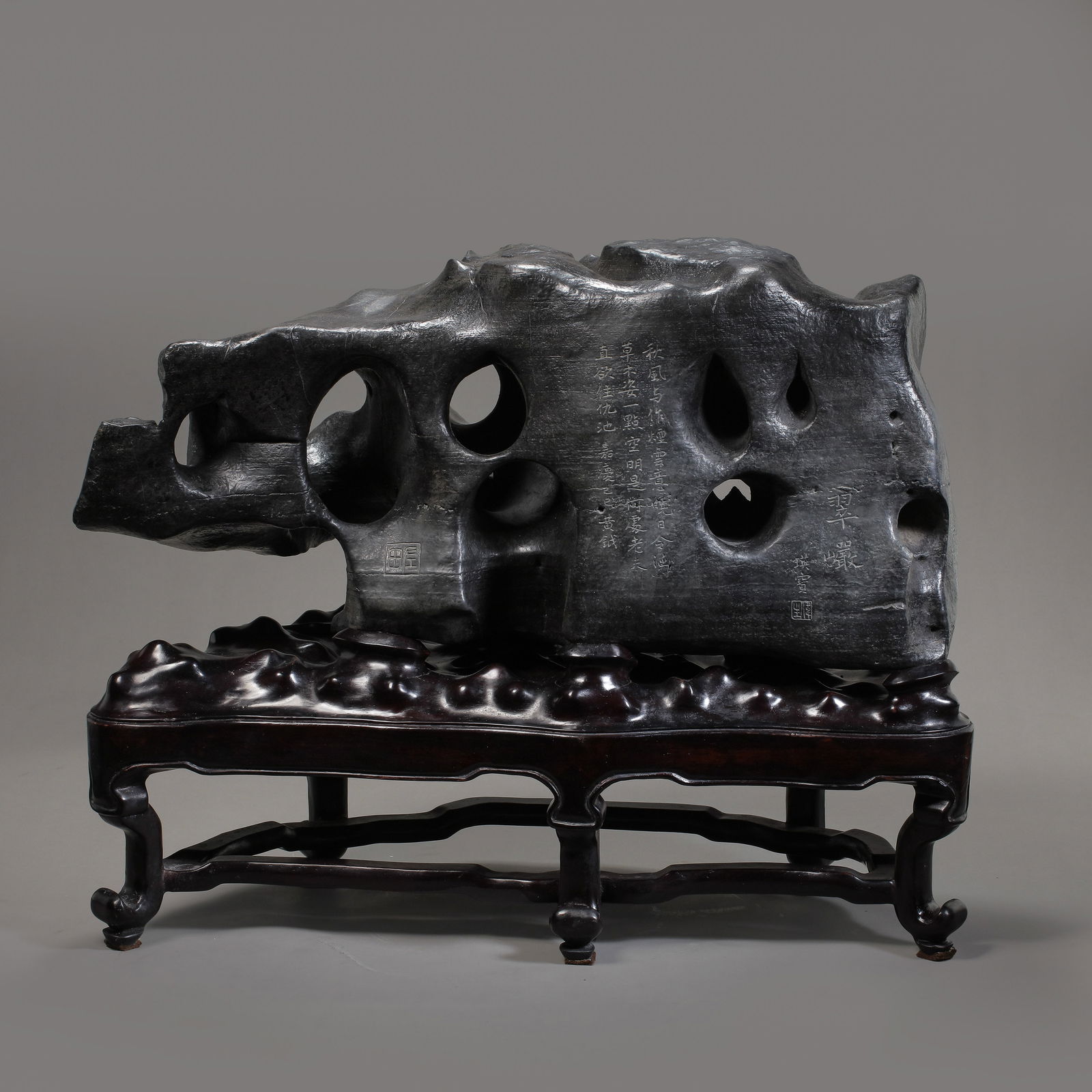 Lingbi stone carving ornament from the Qing Dynasty in China (1 of 12)