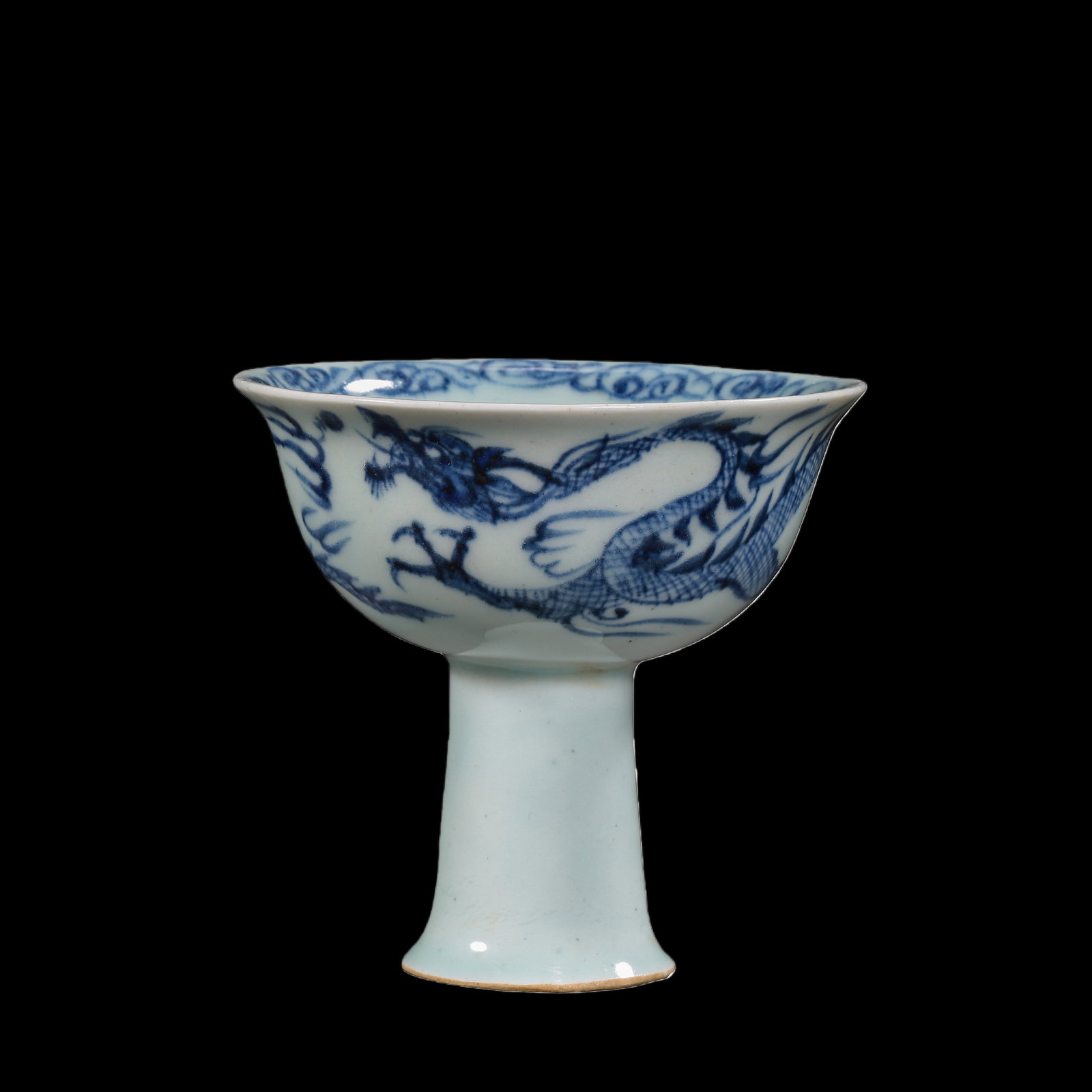 Chinese Yuan Dynasty Blue and White Dragon Pattern Stem Cup (1 of 10)